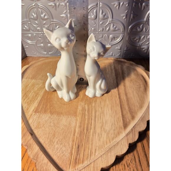 High Gloss OMC Pair Of White Cats Figures Standing - Picture 6 of 7